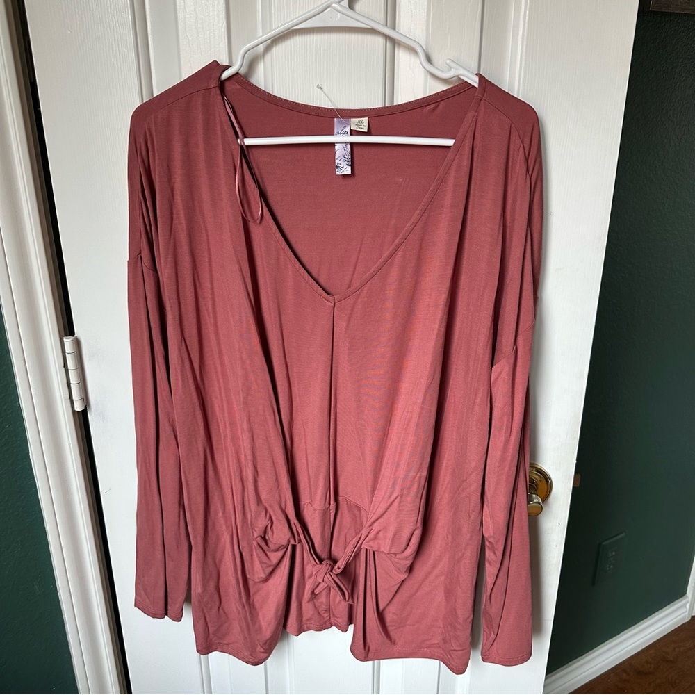 Alta top Size: XL